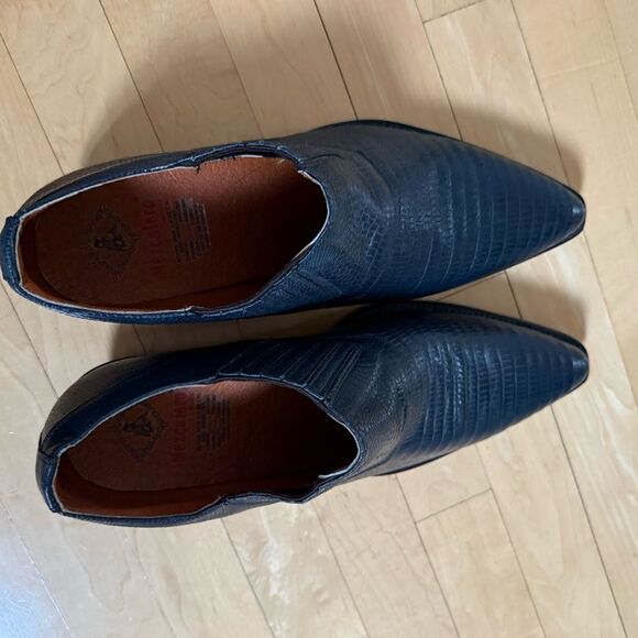 Mezcalero Mexico Made Embossed Leather Western Leather Booties in Blue 10EE - Picture 4 of 16